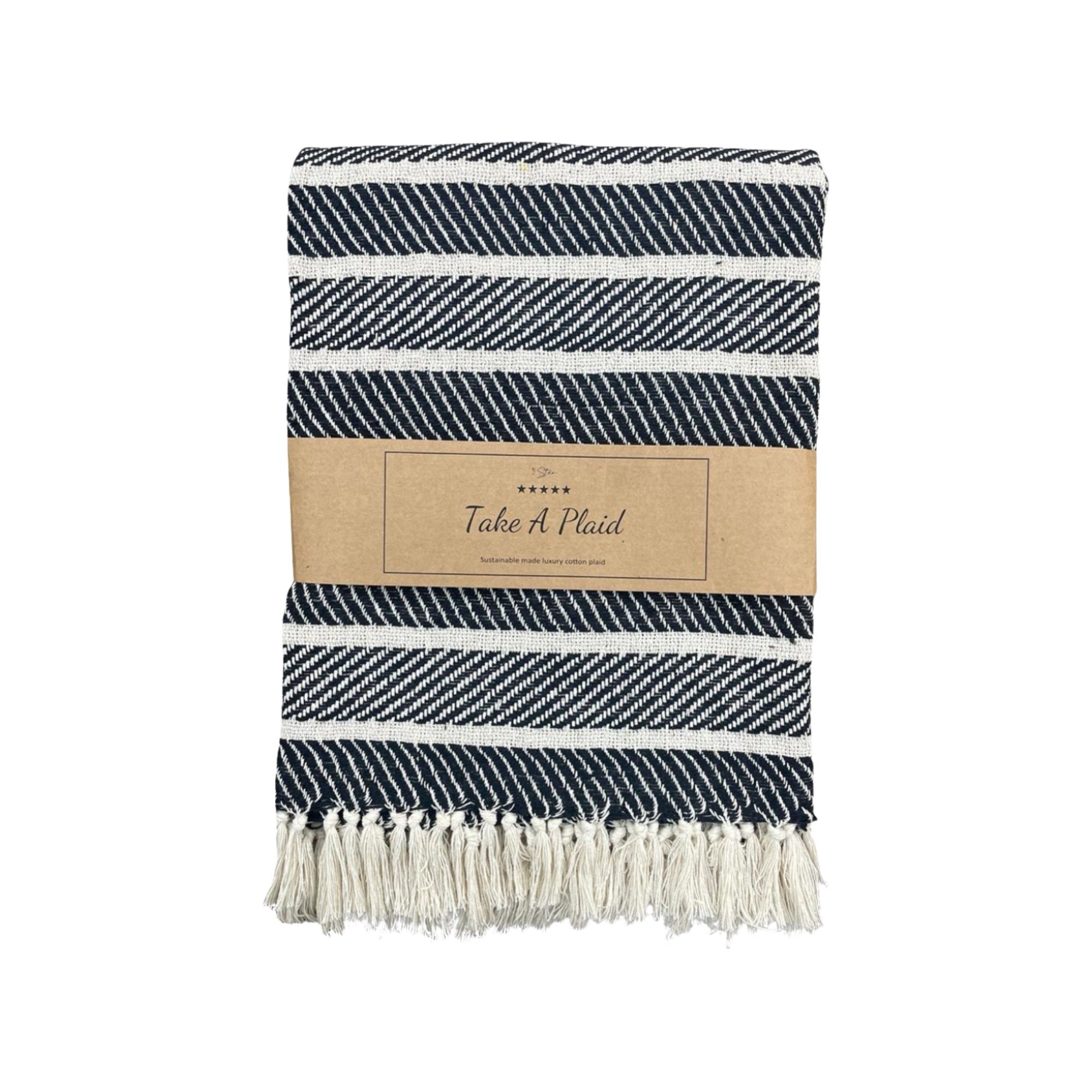 Bomulds plaid - 100% recycled bomuld - 130x180 cm - Hvid med sort mønster