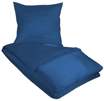Se Silke sengetøj - 140x200 cm - Ensfarvet blåt sengetøj - Sengesæt i 100% Silke - Butterfly Silk hos Dynezonen.dk
