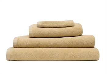 Billede af Badehåndklæde - 70x140 cm - Dus Gul - 100% Økologisk bomuld - Frottehåndklæde fra Høie