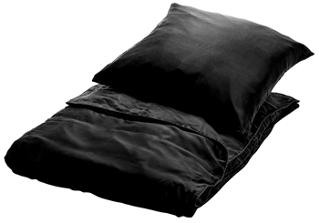 Se Silke sengetøj 200x200 cm - Ensfarvet sort sengetøj til dobbeltdyne - 100% Silke - Butterfly Silk hos Dynezonen.dk