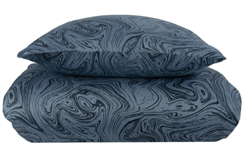 Billede af Sengetøj kingsize - 240x220 cm - 100% Blødt bomuldssatin - Marble dark blue - By Night sengesæt hos Dynezonen.dk