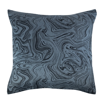 Billede af Pudebetræk 60x63 cm - 100% Blødt bomuldssatin - Marble dark blue - Fra By Night hos Dynezonen.dk