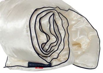 #1 - Silkedyne 140x200 cm - Helårsdyne med silkebetræk - Nordic Comfort 100% langfibret mulberry